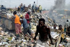 Scavengers at a dumpsite in Lagos 
