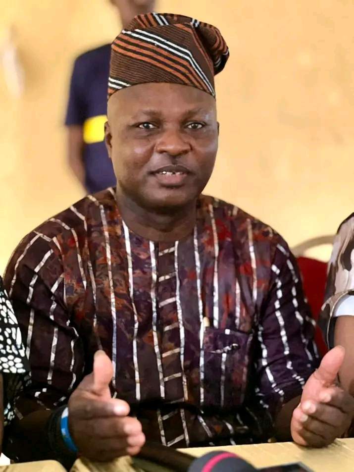 Hon. Akinpelu Johnson